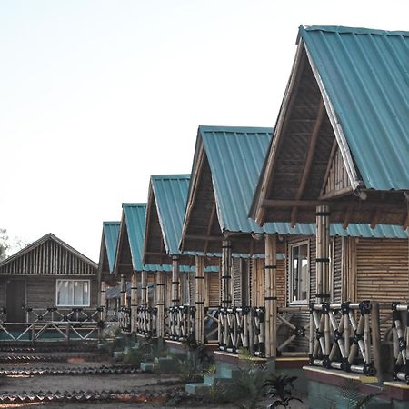 Mowgli'S Cafe Hampi & Guest House ภายนอก รูปภาพ